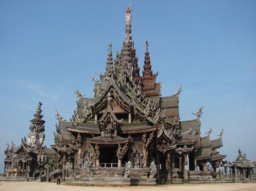 Тайский Храм Правды