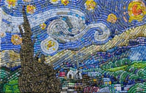 "Звездная ночь" Ван Гога из крышек от бутылок