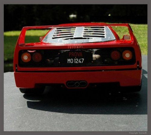 Мини-реплика Ferrari F40