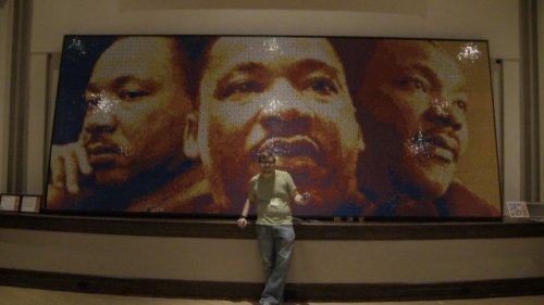 Мартин Лютер Кинг из кубиков Рубика