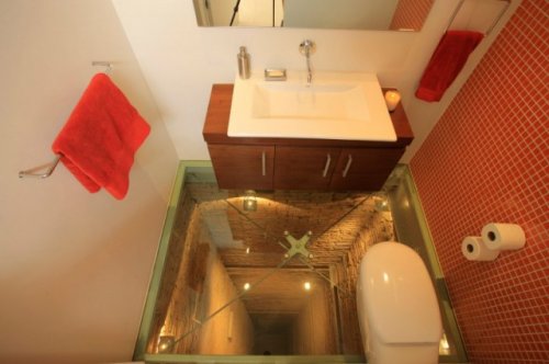 Ванная комната над шахтой лифта