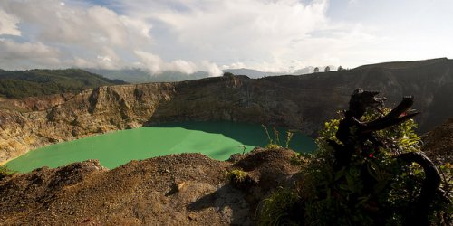 Келимуту – трёхцветные озёра в Индонезии