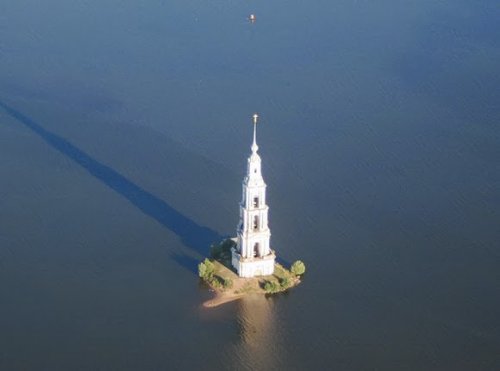 12 Необычных башен со всего мира (36 фото)
