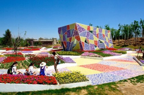 Музей керамики в мозаичном парке в Цзиньчжоу (23 фото)