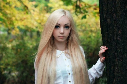 Алина Ковалевская – новая живая кукла Украины (9 фото + видео)