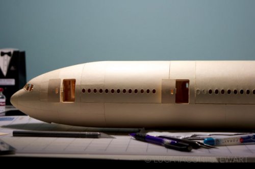 Бумажная модель Боинга 777-300ER в масштабе 1:60 (51 фото)
