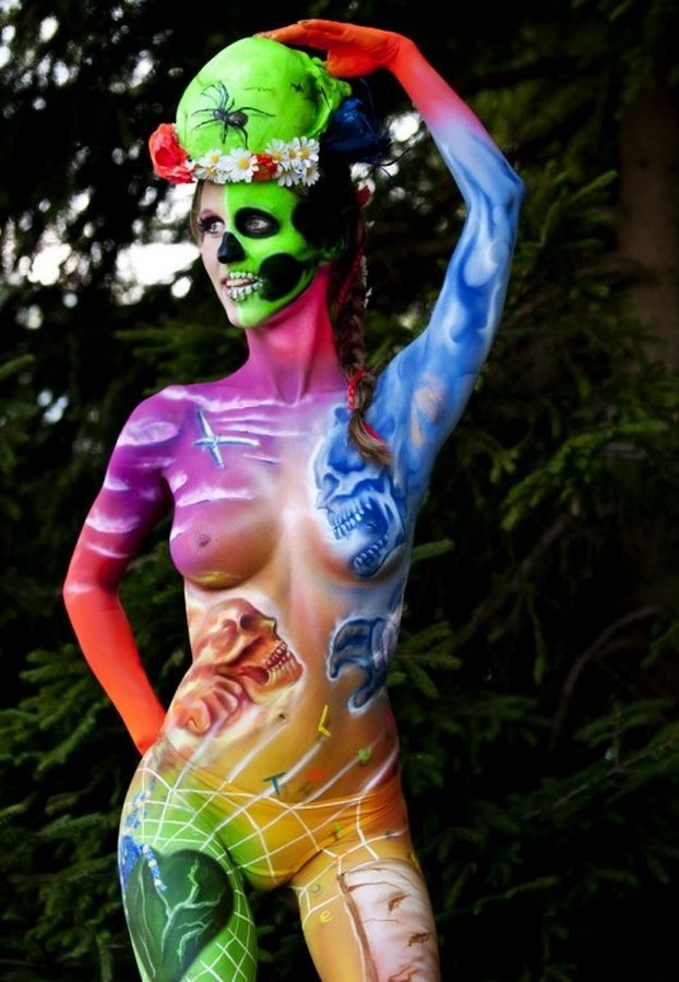Amatuer body painting nude