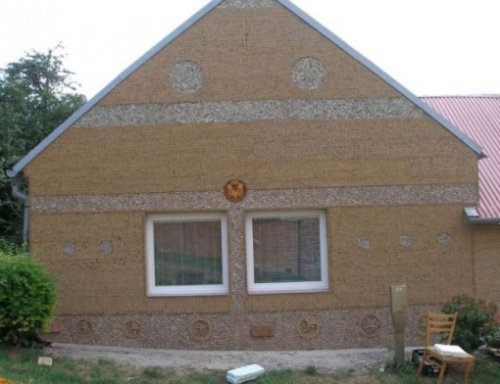Топ-10: Дома, построенные из переработанных материалов