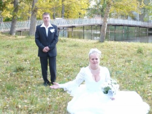 Смешные и забавные свадебные снимки (33 фото)