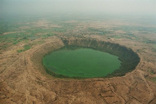 Топ-15: Самые впечатляющие ударные кратеры на Земле