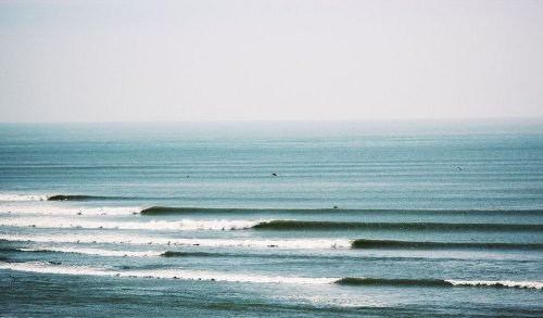 Самая длинная в мире волна для сёрфинга в Чикаме, Перу (12 фото)