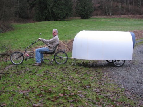 Американец построил велодомик для путешествий всего за 150 долларов (11 фото)