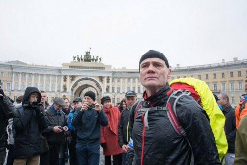 Пешее кругосветное путешествие 60-летнего петербуржца Сергея Лукьянова (6 фото)