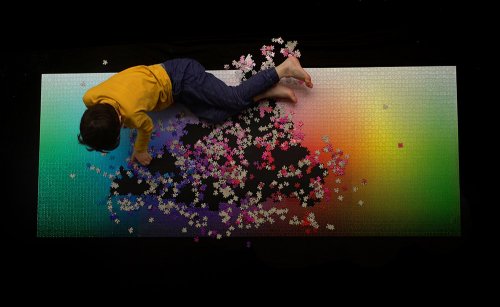 Гигантский пазл из 5000 элементов с изображением цветовой гаммы CMYK (5 фото + видео)