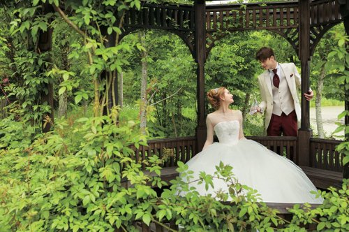 Свадебные платья в стиле диснеевских принцесс (9 фото)