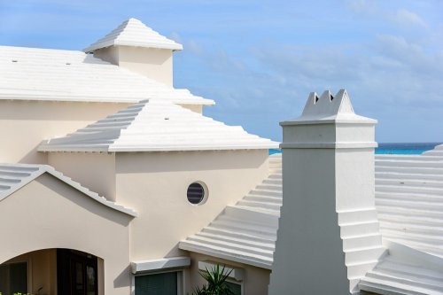 Узнай, как именно нехватка пресной воды на Бермудах повлияла на архитектуру местных городков и деревень (6 фото)