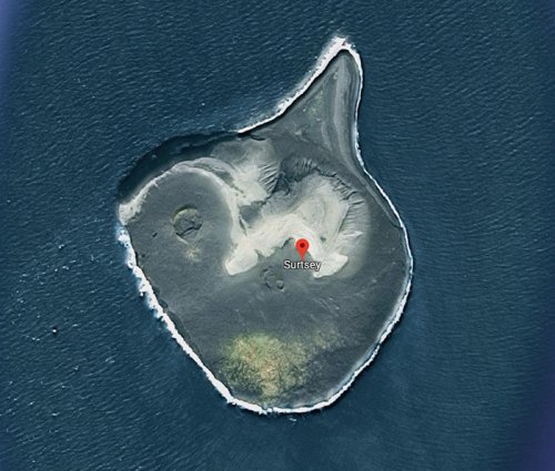 Уникальный остров, сформировавшийся в 1963 году, на который никого не пускают (12 фото)