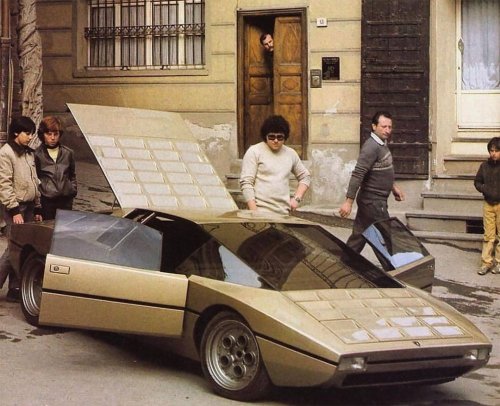 Концепт-кар Lamborghini Bravo 1974 года: автомобиль мечты, который так и не стал серийной моделью (15 фото)