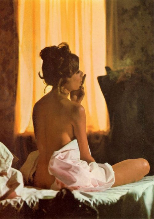 Красотки "Кавалера": винтажные фотографии девушек из мужского журнала 1960-х (35 фото)