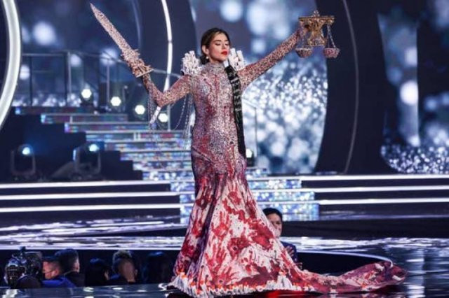 Участницы конкурса "Мисс Вселенная-2021" в национальных костюмах. Часть 2 (34 фото)