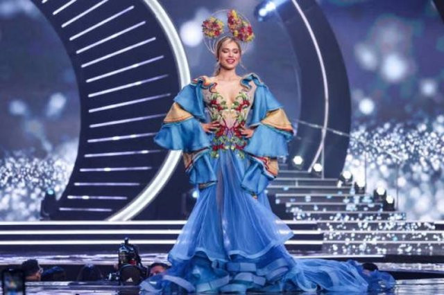 Участницы конкурса "Мисс Вселенная-2021" в национальных костюмах. Часть 2 (34 фото)