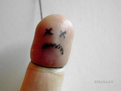 Забавные пальцы - отличный креатив :)