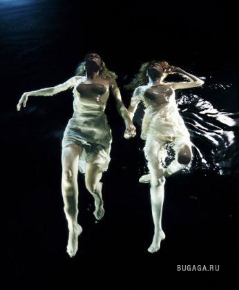 Underwater by Zena Holloway