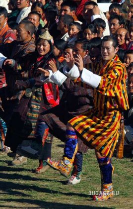 В Бутане короновали нового короля