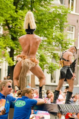 Гей парад в Амстердаме