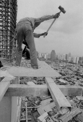 Азиатские строители не боятся смерти