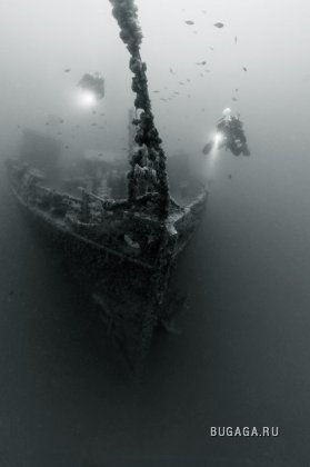 Глубоко под водой