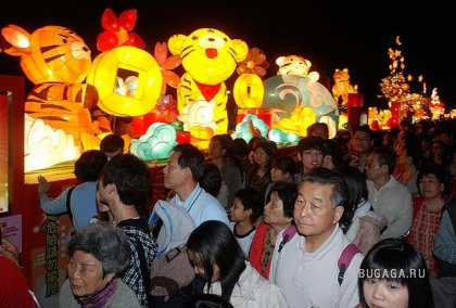 Тайвань зажигает в день весенних фонариков