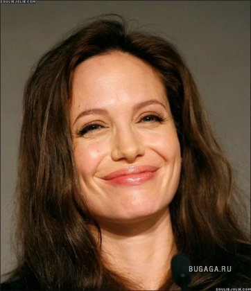 «Неудачные» снимки Анджелины Джоли