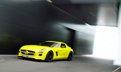 Новый электро-суперкар Mercedes-Benz SLS AMG