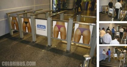 Креативная реклама в метро