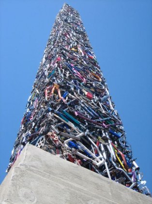 Велосипедный монумент