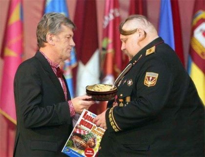 Фотожаба: Ющенко и казак