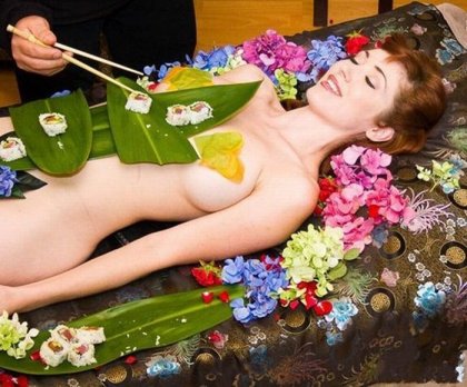Нетаймори - суши на обнаженном теле