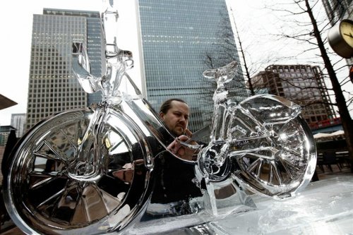 Ледяной велосипед в Лондоне