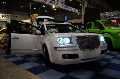 Фотоотчет с выставки Tokyo Auto Salon 2011