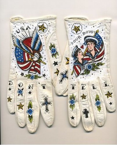 Необычные перчатки