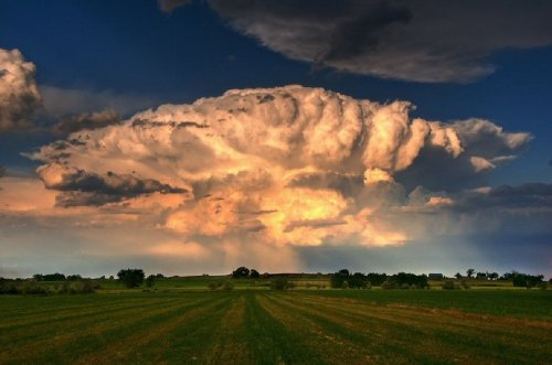 Облака и закаты в фотографиях