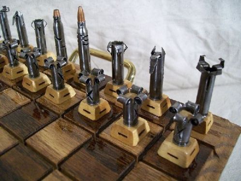Шахматы из стреляных гильз