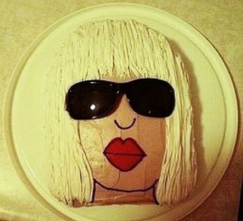 Необычные торты Леди Гага
