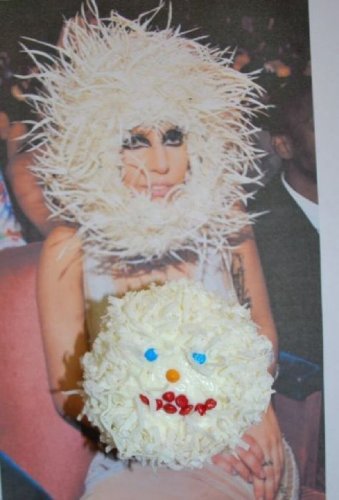Необычные торты Леди Гага