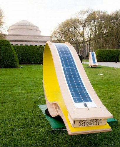 Креативные качели на солнечных батареях
