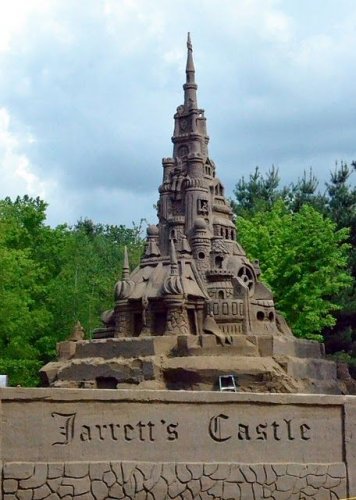 Самый высокий замок из песка