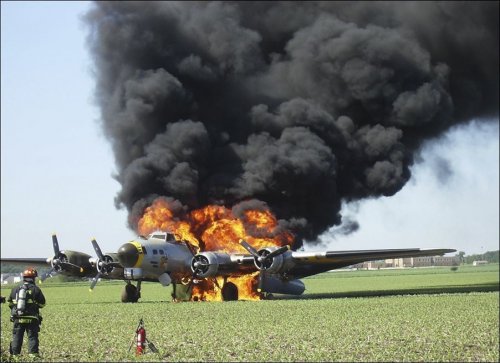 Аварийная посадка B-17