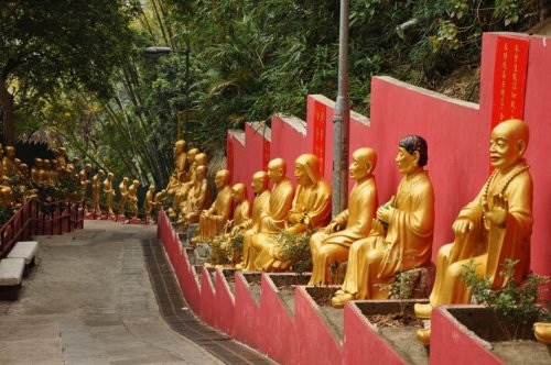 Храм Десяти Тысяч Будд