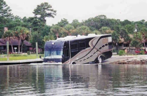 Автобус-яхта